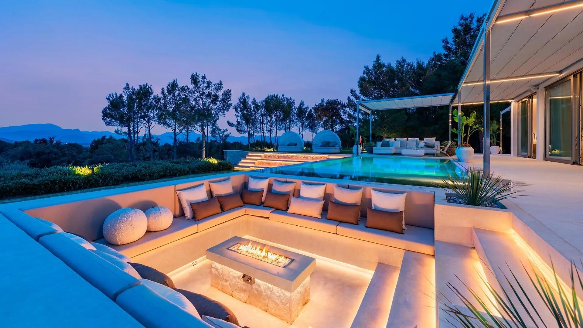 Alcanada Luxury Villa Privacy & Sea Views